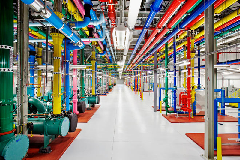 Inside-one-of-Googles-data-centers